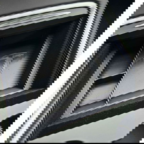 Органайзер за централна конзола Tesla 3/Y нов