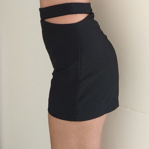 Zara black high-waisted shorts with side cutout, XS
