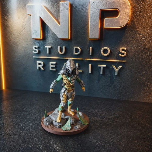 Predator figure 12 cm painted by NP Studios Reality new