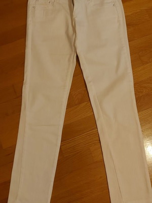 Bershka women's white denim pants size 36 like new