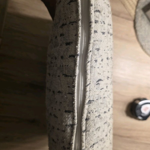Decorative pillow used 35x35