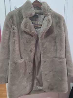 Oversized synthetic fur coat like new, light brown