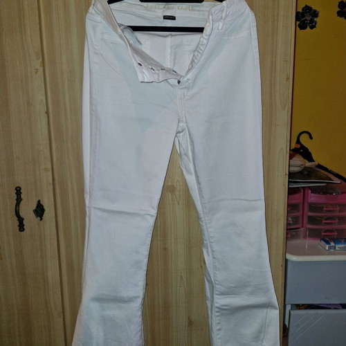 American Eagle white flare jeans like new size L