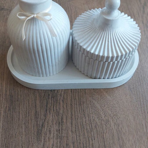 Gypsum decorative set new with tray and vase