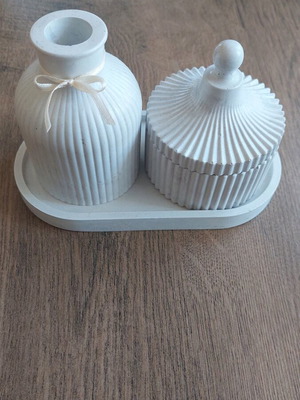 Gypsum decorative set new with tray and vase
