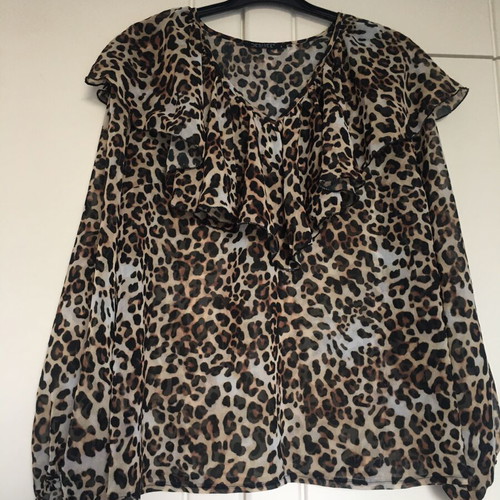 Desiree blouse new, size S comfortable