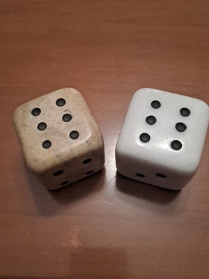 Marble dice set of two, new, 5 cm each, handmade