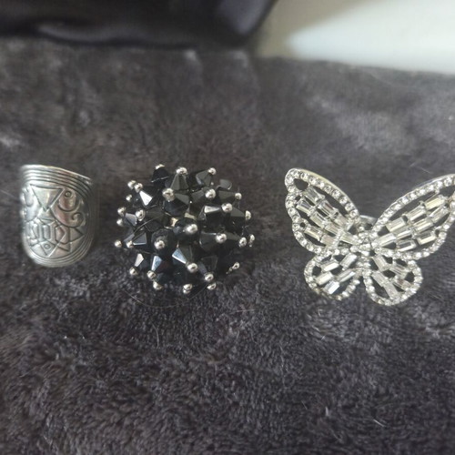 Set of rings like new