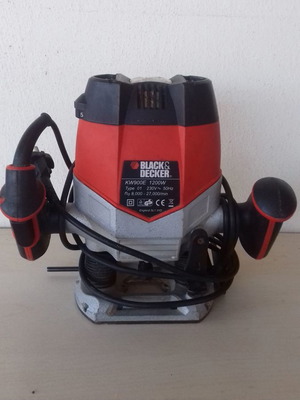 Ρούτερ Black Decker KW900E 1200W μεταχειρισμένο