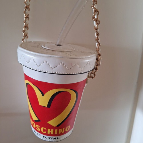 Moschino shoulder bag like new with straw, white and red