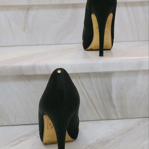 Ted Baker satin black pumps used, size 40.5