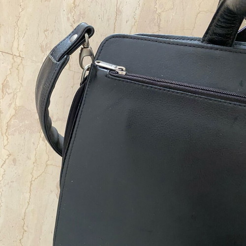 Delsey professional bag like new, black leather