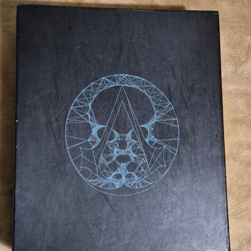 Assassin's Creed jacket collectible like new, size medium, gray and black