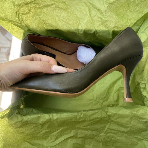 Pumps khaki, new, size 38