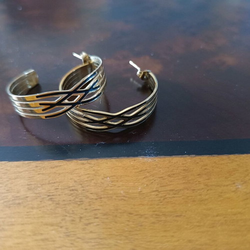 Earrings hoop style with black detail new