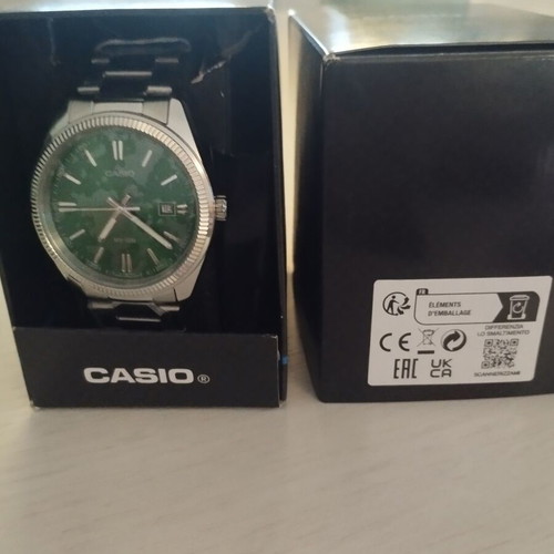 Casio Mtp-1302 watch with green dial 38.5mm