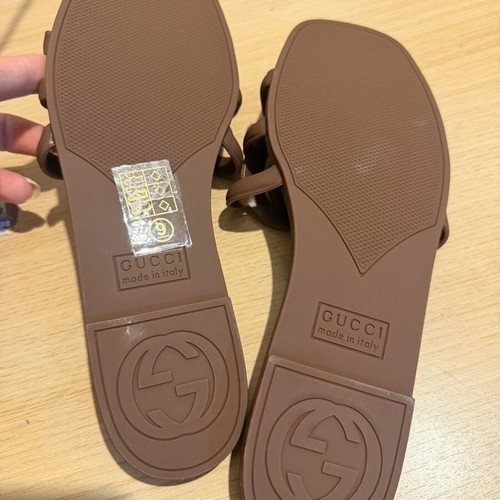 Gucci Interlocking G women's brown flat sandals, size 39