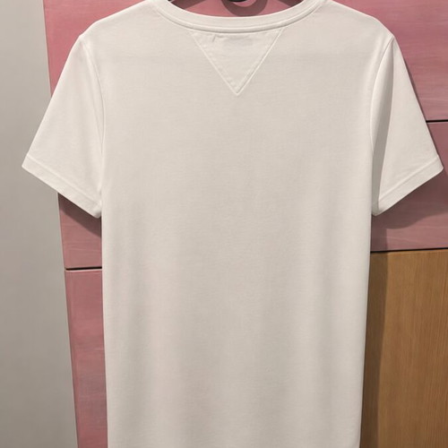 Tommy Hilfiger white T-shirt, size S