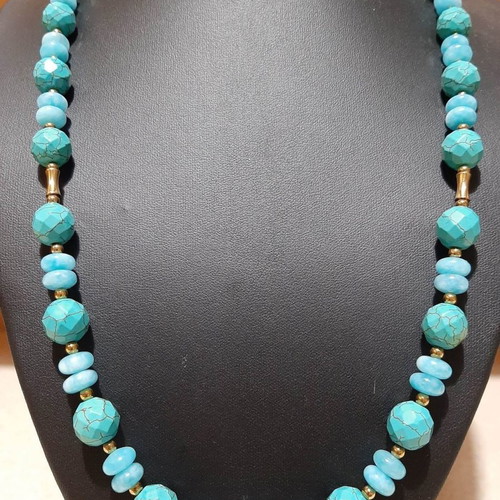 Handmade necklace with chalcedony, hematite, jade and surgical steel new