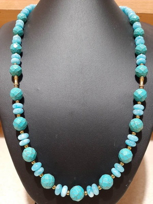 Handmade necklace with chalcedony, hematite, jade and surgical steel new