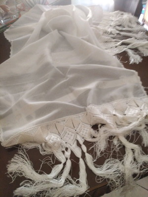 Handmade handwoven tzevres new