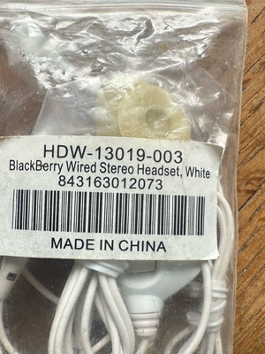 Blackberry wired stereo headset headphones like new, wired