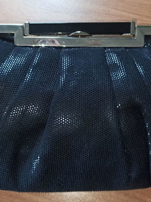 Accessorize Τσάντα Clutch Μαύρη Σαν Καινούργιο Με Γυαλιστερή Υφή