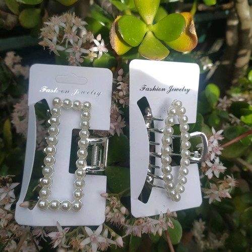 Hair clip set new