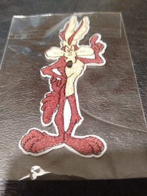 Wile E. Coyote Embroidered Patch new