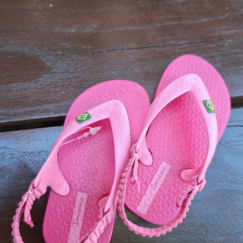 Ipanema children's sandals for girl size 21 new, pink flip flops with ankle strap