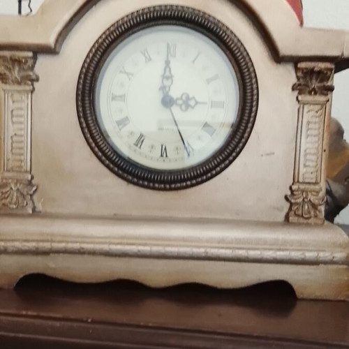 Vintage tabletop clock used, functional