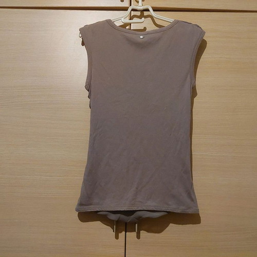 More & More khaki women's sleeveless top Size Medium like new