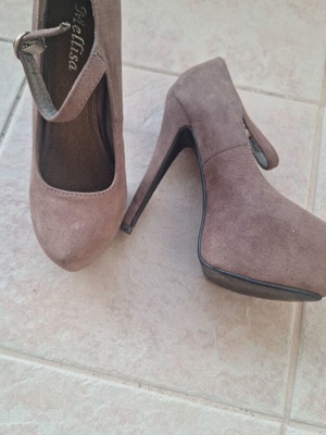 Heels with ankle strap like new, beige size 36