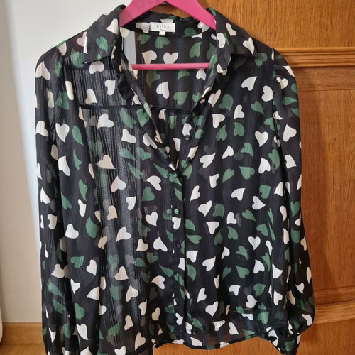 Women's shirt like new, size S/M, black multicolor