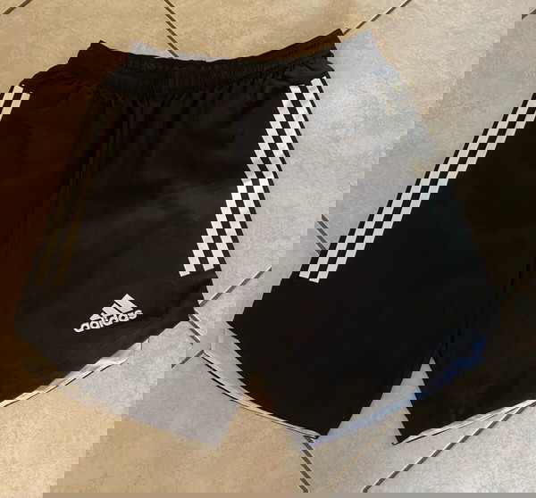 Παιδικο αθλητικό σορτς Adidas