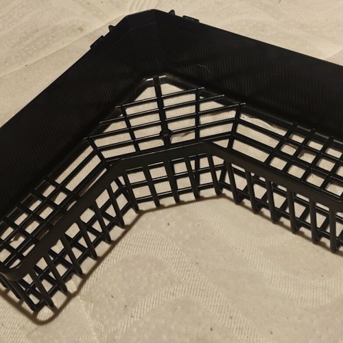 Wall-mounted bathroom storage basket for shampoo and toiletries