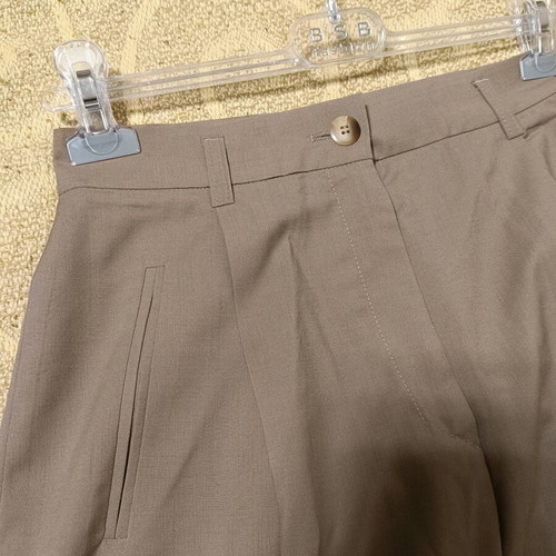 Artisti Italiani beige office pants size 34 like new