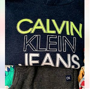 Calvin Klein -αγόρι 3 ετών