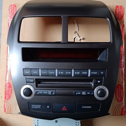 Genuine Mitsubishi ASX 2008–2014 factory dashboard with radio CD new