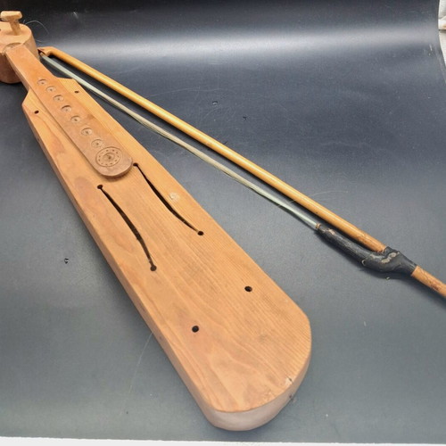 Pontian lyra handmade 58cm with bow used