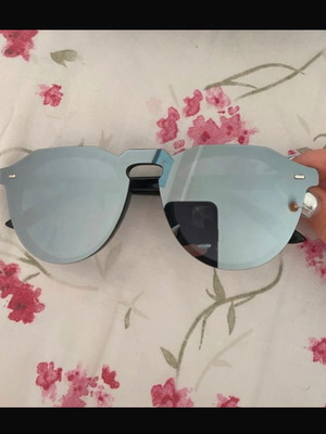 Hawkers sunglasses mirror silver new