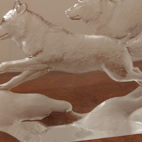 Crystal sculpture Mats Jonasson Running Wolfs large size like new