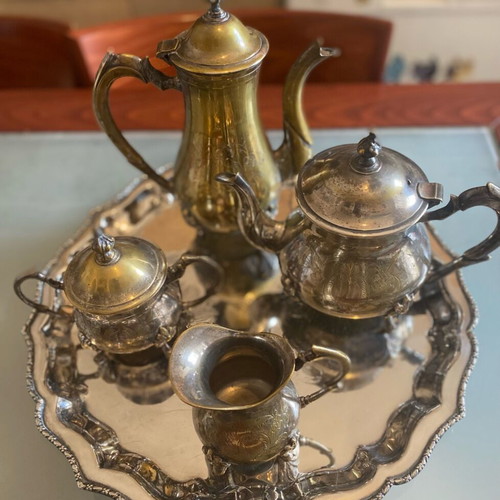 Vintage silver-plated serving set like new with tray