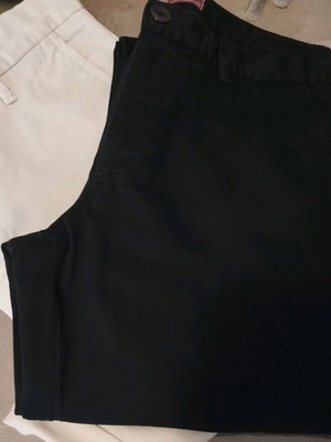 Women's pants set like new, black and white, sizes XS and S