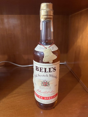 Vintage alcoholic drinks from 1968 like new, rare collectible bottles