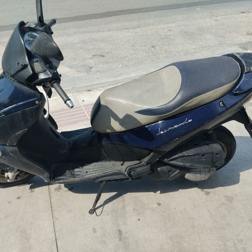Aprilia Leonardo 300 scooter used, good condition