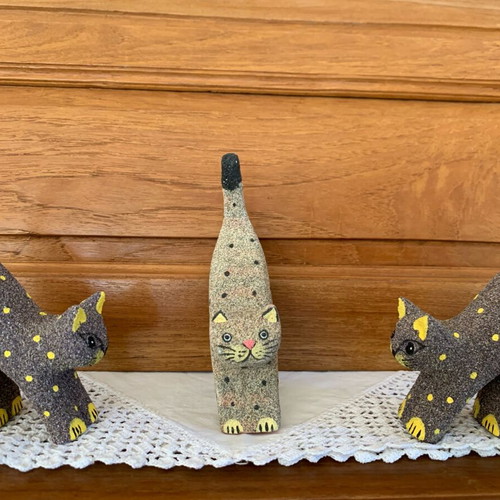 Decorative cat set of 3 new, handmade, wood with colored sand