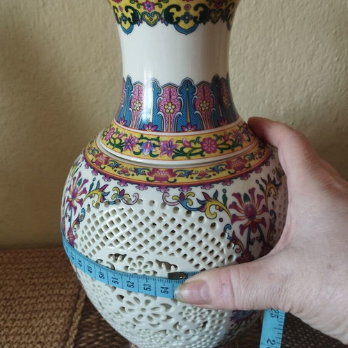 Handmade Chinese porcelain vase, flawless, 2-piece set