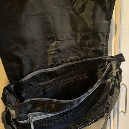 Urban crossbody bag new, black