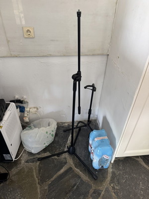 Microphone stand like new
